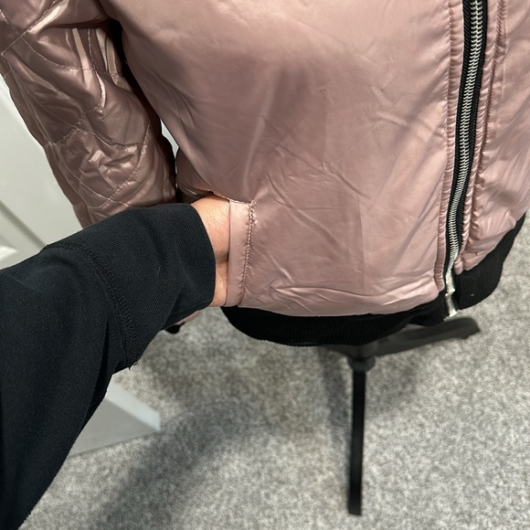 Bomber jacket light pink - Picture 6 of 11